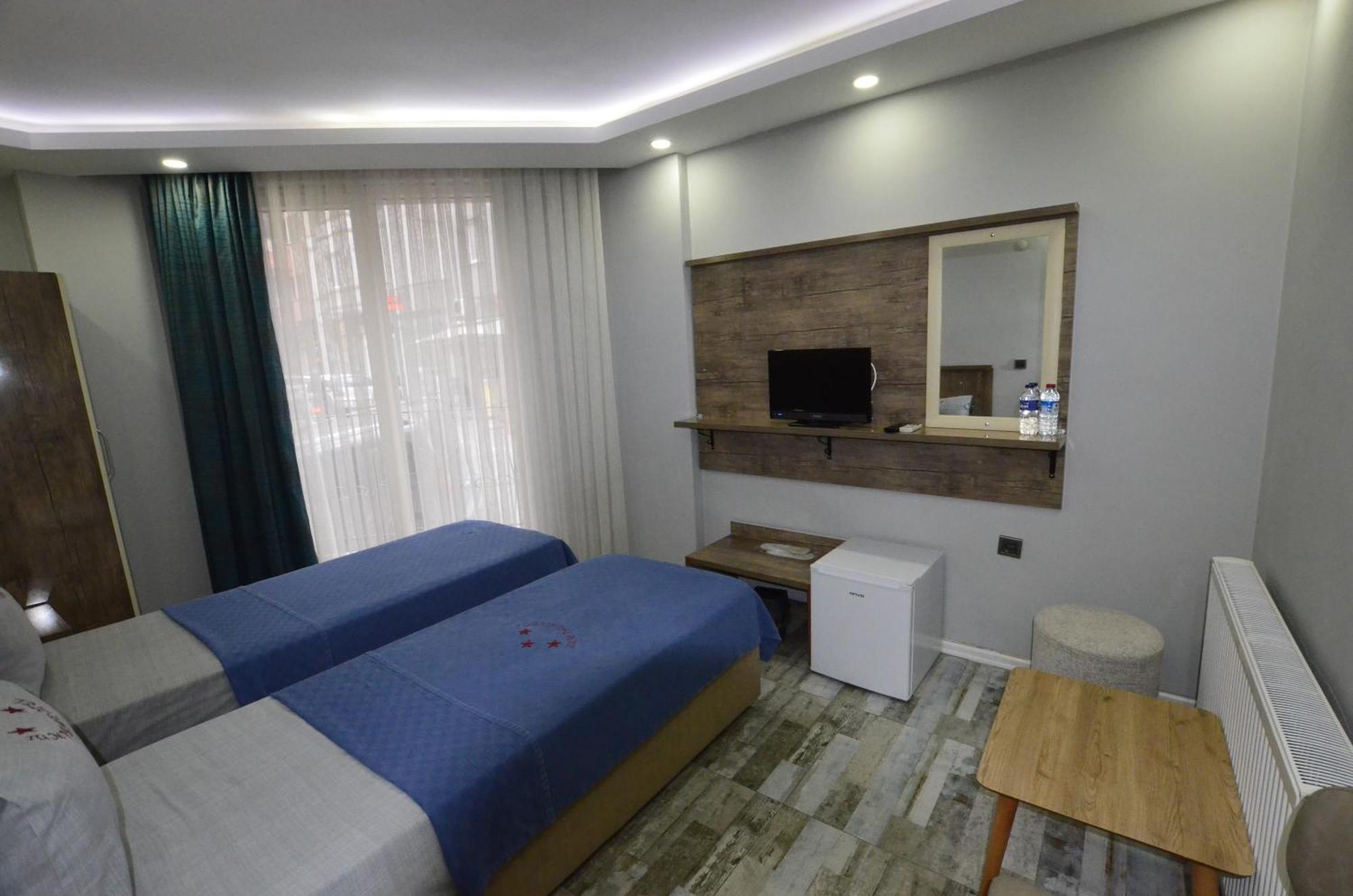 Tuem Palace Otel Bandirma Exterior photo